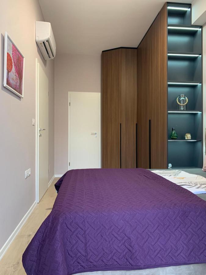 Lovely 1-Bedroom Condo In Tirana Wifi-Netflix-Ac Εξωτερικό φωτογραφία